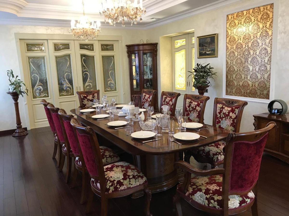 Bortnichi House Hotel Kyiv Exterior photo