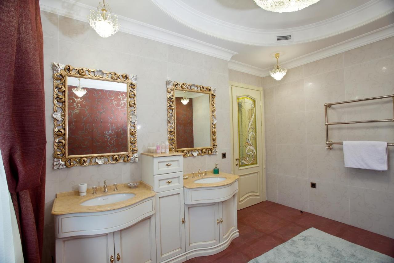 Bortnichi House Hotel Kyiv Exterior photo