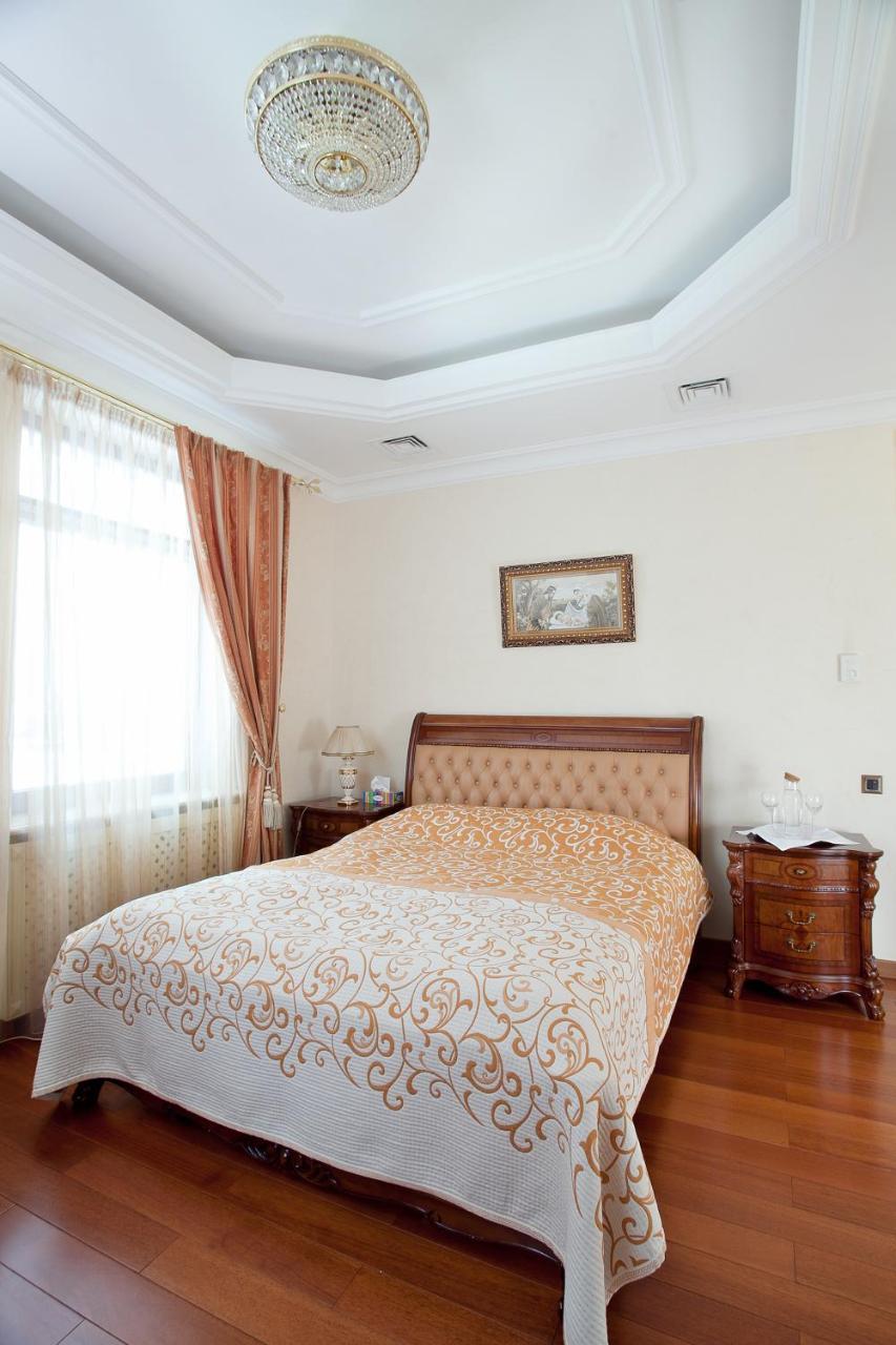 Bortnichi House Hotel Kyiv Exterior photo