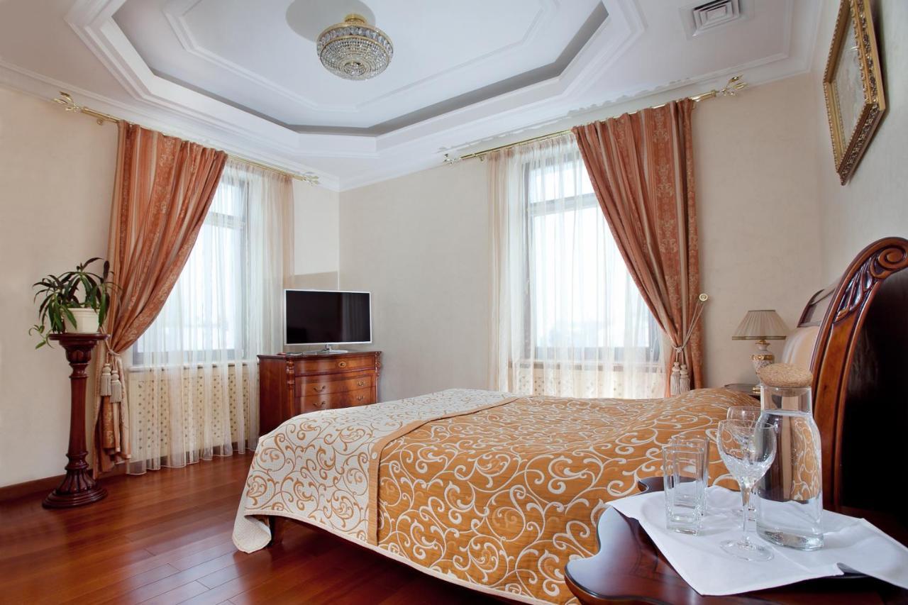 Bortnichi House Hotel Kyiv Exterior photo